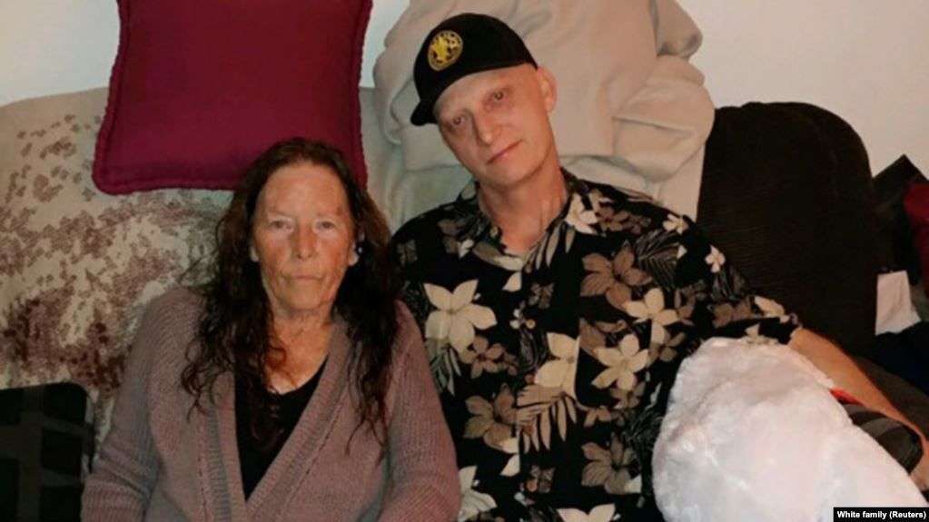 IRAN - Michael White with his mother